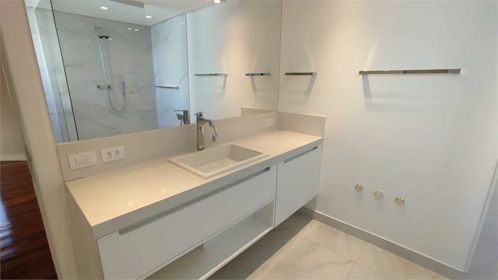 Duplex para alugar com 3 suítes em Real Parque, São Paulo, SP