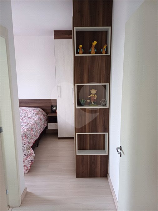 Apartamento à venda com 2 quartos, sendo 1 suíte,  em Parque Santana, Mogi das Cruzes, SP