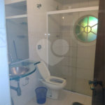 Casa à venda com 4 quartos, sendo 2 suítes,  no condomínio Cinco Lagos, Mairiporã - SP