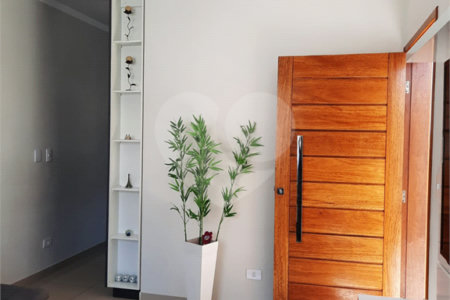 Sobrado à venda com 3 quartos, sendo 2 suítes, em Jardim Jaraguá, Atibaia, SP