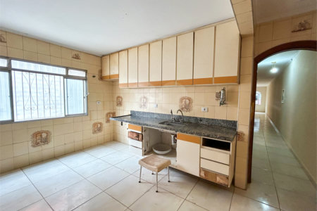Sobrado à venda com 4 quartos, sendo 3 suítes, em Vila Libanesa, São Paulo, SP