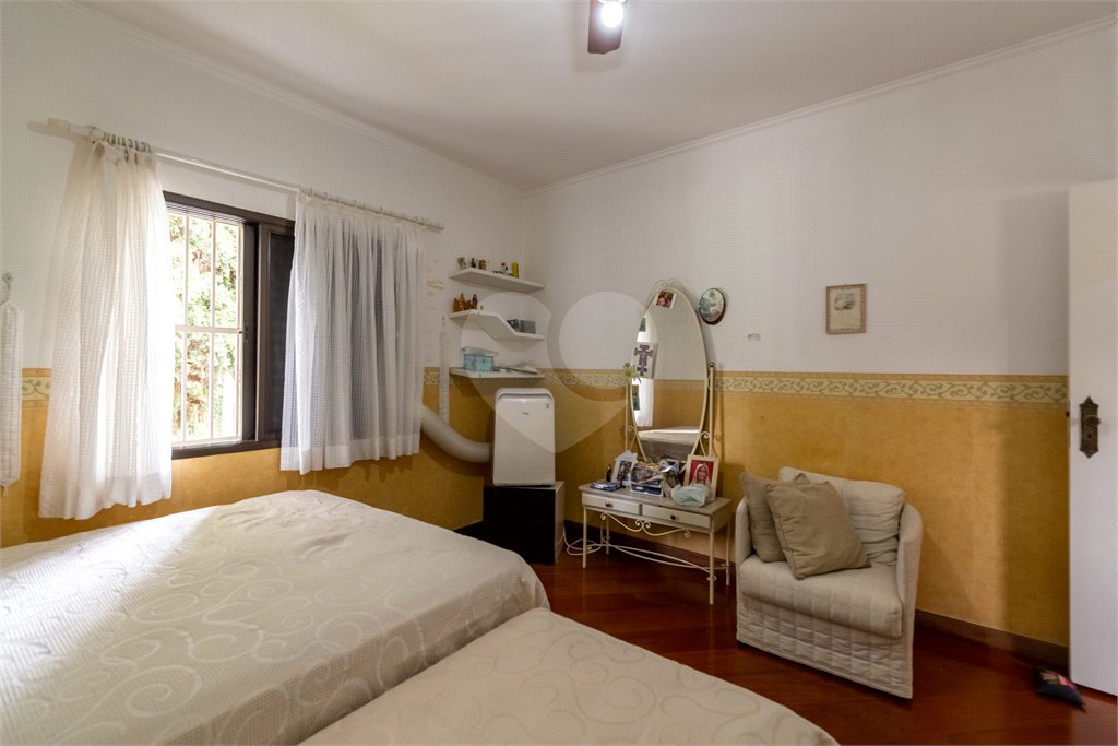 Sobrado à venda com 3 quartos, sendo 1 suíte, em Jardim Prudência, São Paulo, SP