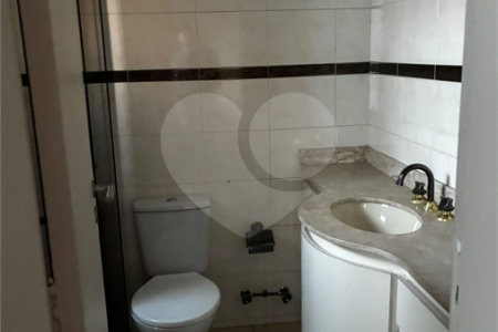 Apartamento à venda com 4 quartos, sendo 2 suítes, em Aclimação, São Paulo, SP