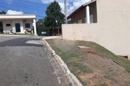 Terreno à venda em Parque Varanguera, São Roque, SP