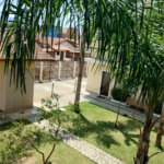 Casa à venda com 2 suítes, no condomínio Residencial Vitória Régia, Bertioga - SP