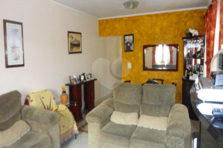 Casa à venda com 3 quartos, sendo 1 suíte, em Jardim Esmeralda, São Paulo, SP