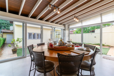 Casa à venda com 3 quartos, sendo 1 suíte,  em Vila Cordeiro, São Paulo, SP