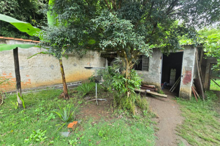 Chácara à venda com 3 quartos, sendo 1 suíte, em Cercadinho, Alambari, SP