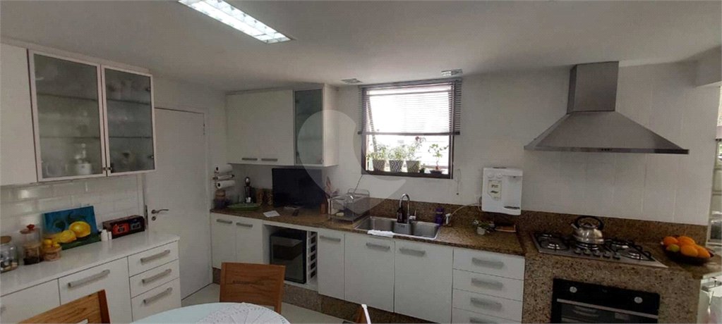 Apartamento à venda com 4 quartos, sendo 1 suíte,  em Tijuca, Rio de Janeiro, RJ