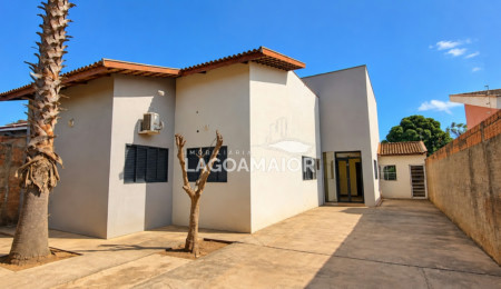 Casa à venda com 3 quartos, sendo 1 suíte,  em Jardim Maristela, Três Lagoas, MS