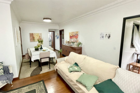 Apartamento à venda com 3 quartos, sendo 1 suíte, em Vila Paulicéia, São Paulo, SP