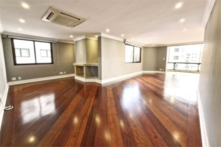 Apartamento à venda com 4 quartos, sendo 3 suítes, em Brooklin, São Paulo, SP