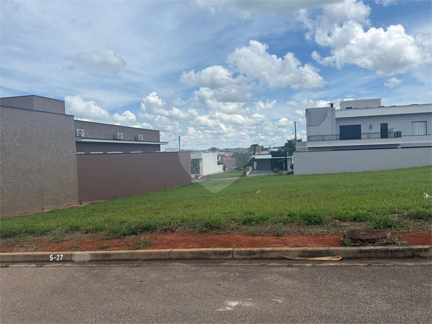 Terreno à venda em Loteamento Residencial Golden Ville, Itapetininga, SP