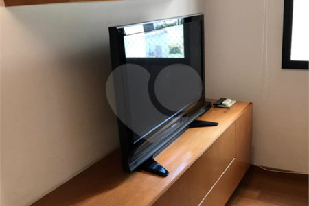 Apartamento à venda com 4 quartos, sendo 3 suítes, em Indianópolis, São Paulo, SP