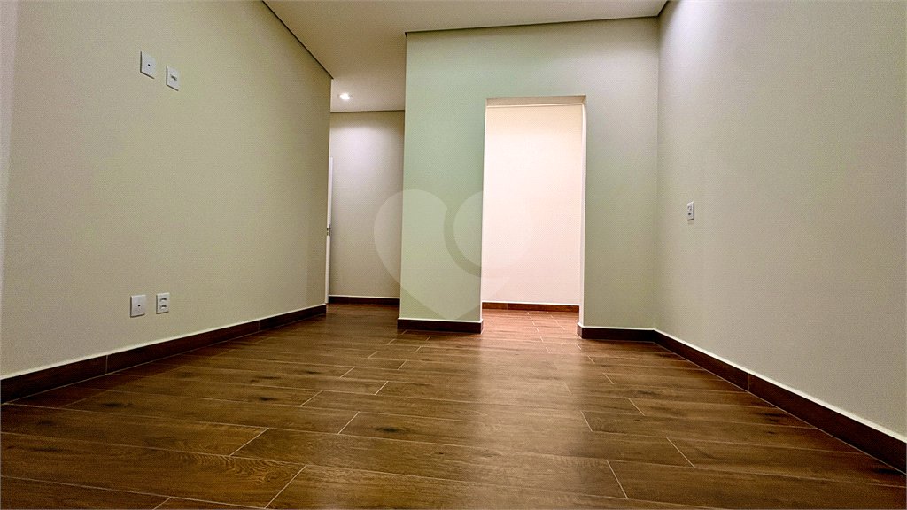 Casa à venda com 3 quartos, sendo 1 suíte, no condomínio Residencial Villagio Wanel, Sorocaba - SP