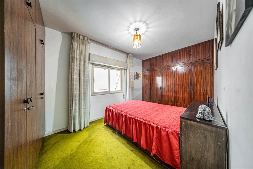 Apartamento à venda com 3 quartos, sendo 1 suíte, em Vila Mariana, São Paulo, SP