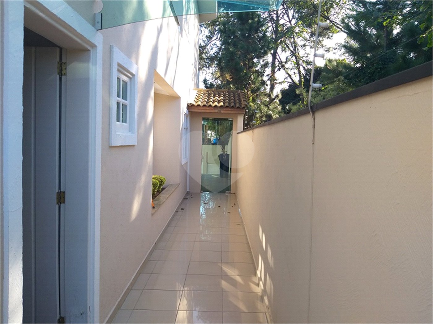 Casa à venda com 4 suítes em Jardim Floresta, São Paulo, SP
