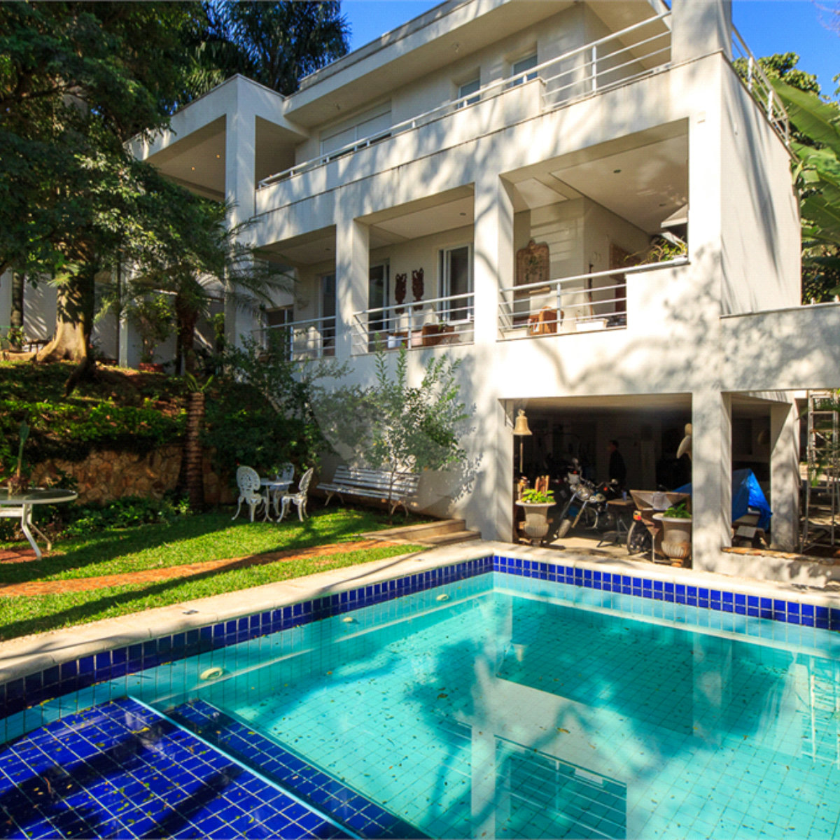 Casa à venda com 4 suítes no condomínio Vila Alba, São Paulo - SP