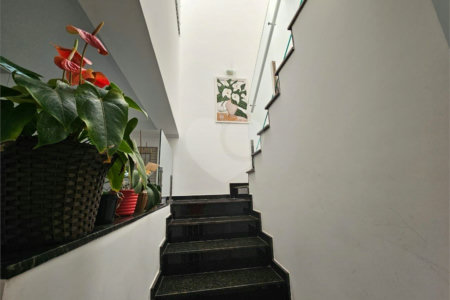 Casa à venda com 3 suítes em Vila Carrão, São Paulo, SP