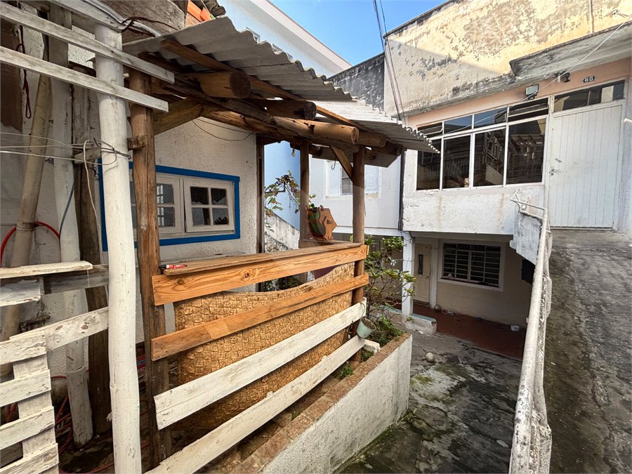 Sobrado à venda com 4 quartos em Vila Paulicéia, São Paulo, SP