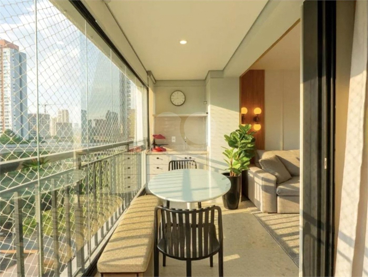 Apartamento à venda com 2 quartos, sendo 1 suíte, em Vila Cordeiro, São Paulo, SP