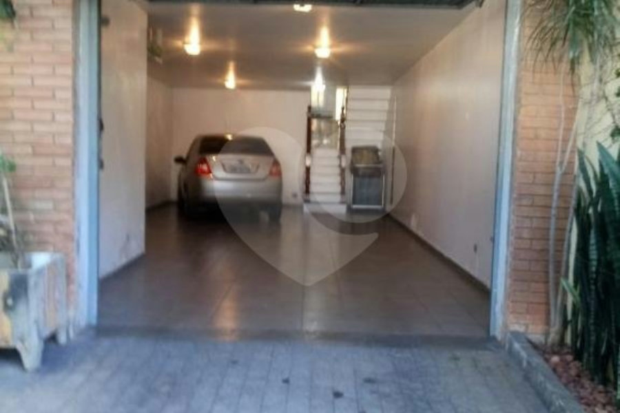 Sobrado à venda com 3 quartos, sendo 1 suíte, em Tremembé, São Paulo, SP