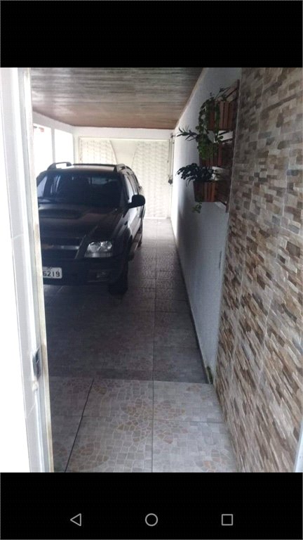 Casa à venda com 4 quartos, sendo 1 suíte,  em Parque Santa Rosa, Suzano, SP