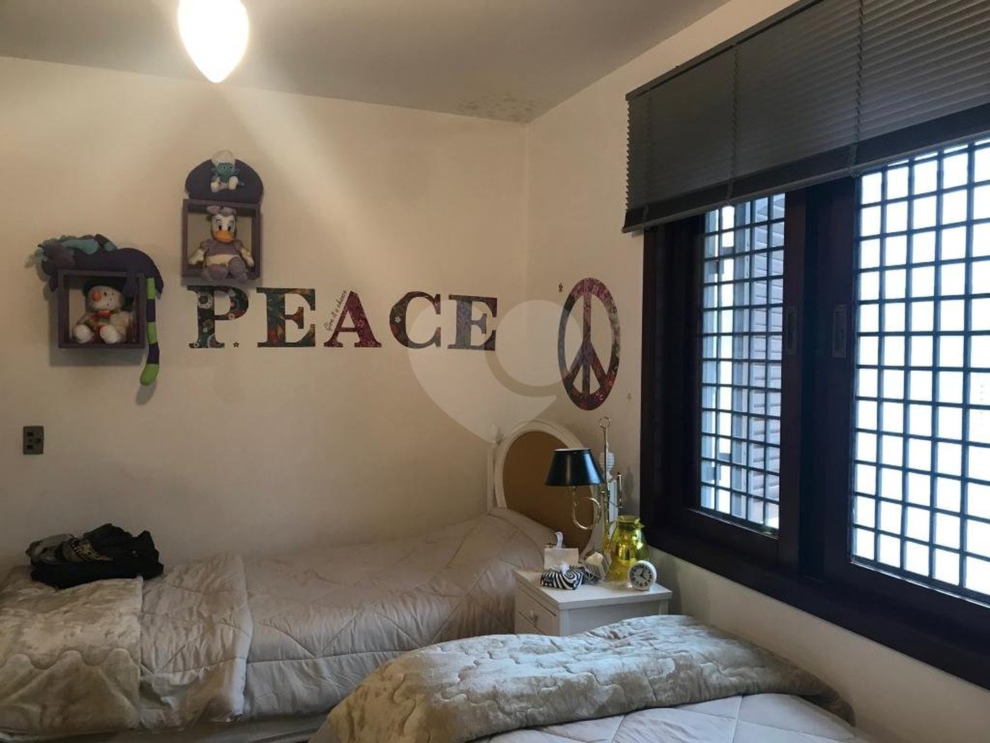 Casa à venda com 5 quartos, sendo 2 suítes,  em Jardim Everest, São Paulo, SP
