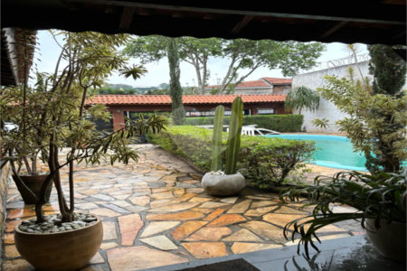 Casa à venda com 3 quartos em Jardim Tupã, São Paulo, SP
