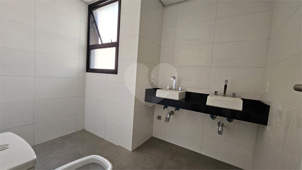Casa à venda com 4 suítes no condomínio Cube Cidade Jardim, São Paulo - SP