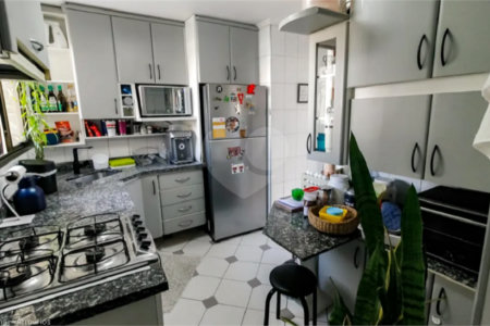 Apartamento à venda com 3 quartos, sendo 1 suíte, em Vila Andrade, São Paulo, SP