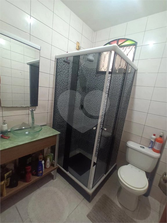 Casa à venda com 2 quartos, sendo 1 suíte, no condomínio Parque Central, Rio de Janeiro - RJ