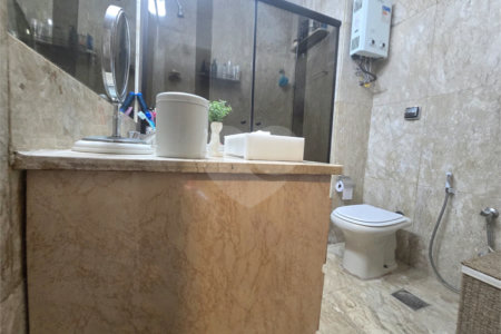 Apartamento à venda com 4 quartos, sendo 1 suíte, em Copacabana, Rio de Janeiro, RJ