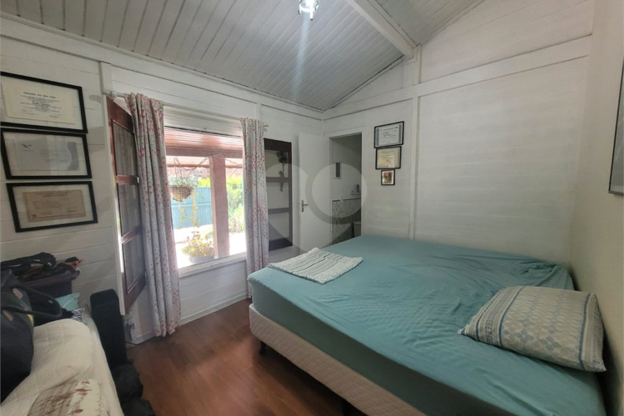 Casa à venda com 2 suítes no condomínio Alpes da Cantareira, Mairiporã - SP