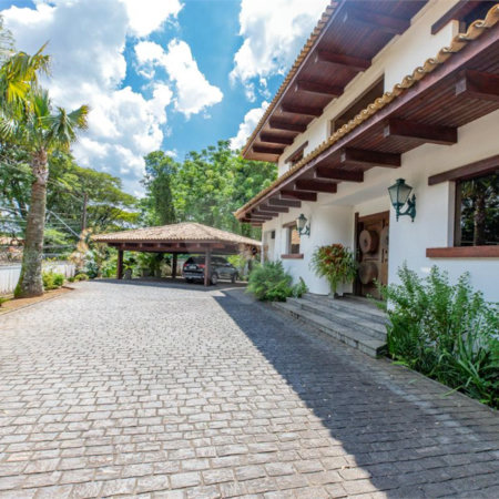Casa à venda com 4 suítes em Granja Viana, Cotia, SP