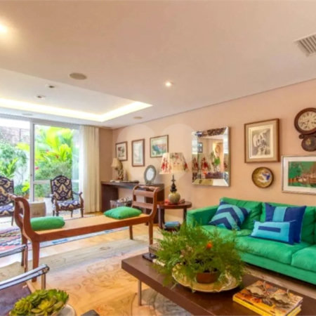 Casa à venda ou para alugar com 4 suítes no condomínio Araucárias, São Paulo - SP
