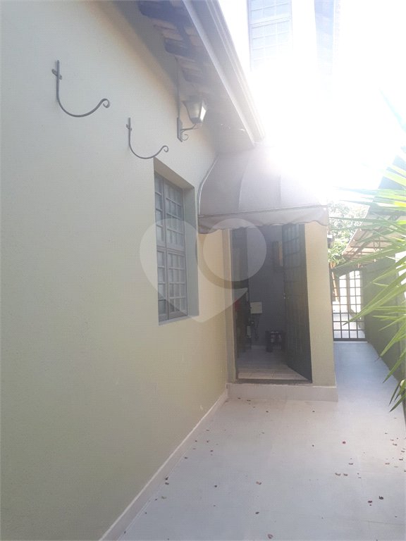Casa à venda ou para alugar com 3 quartos, sendo 2 suítes,  no Centro, Vinhedo, SP
