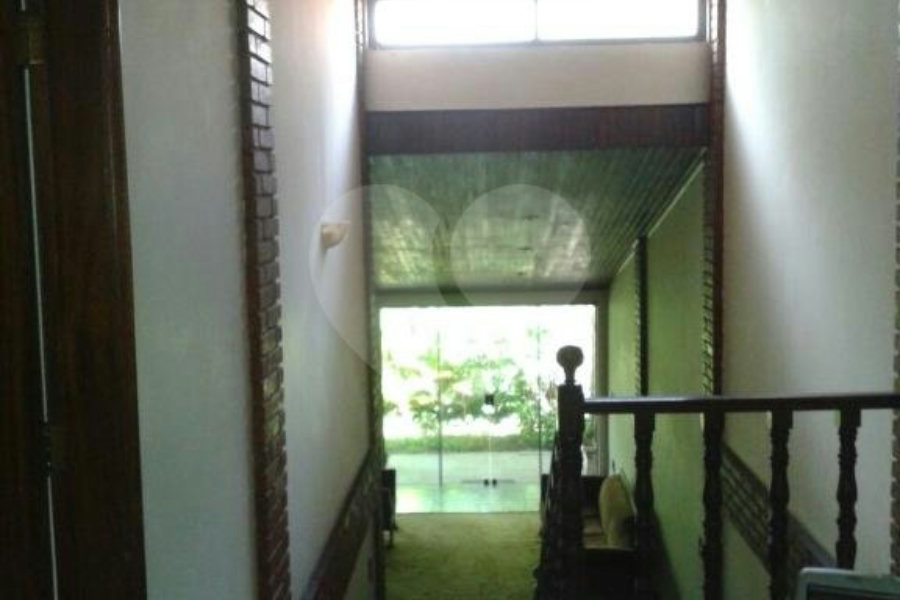 Sobrado à venda com 5 quartos, sendo 1 suíte, em Tremembé, São Paulo, SP