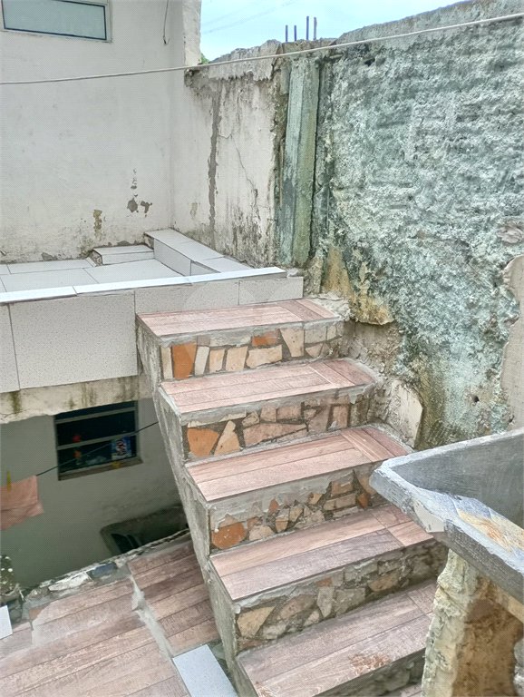 Sobrado à venda com 3 quartos em Vila Menck, Osasco, SP