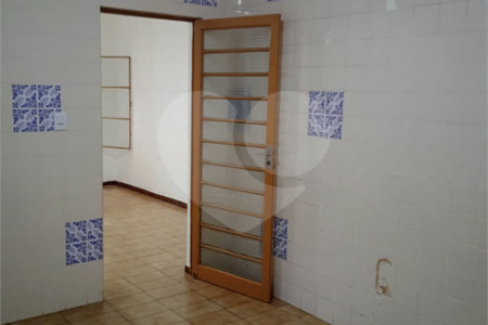 Casa à venda com 3 quartos, sendo 1 suíte,  em São Roque Country Club I, Mairinque, SP