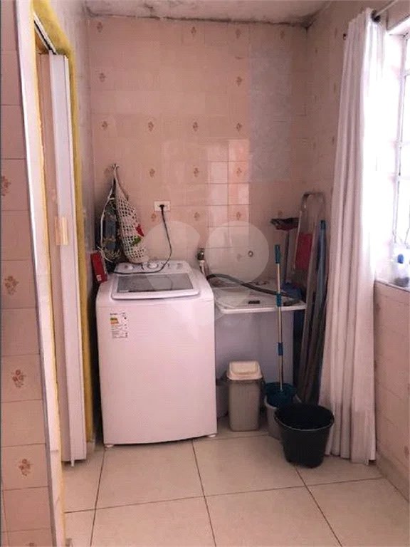 Sobrado à venda com 2 quartos em Vila Vitório Mazzei, São Paulo, SP