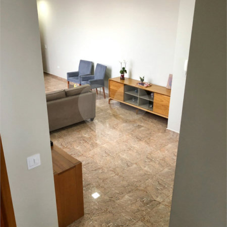Sobrado à venda com 5 suítes em Vila Alzira, Santo André, SP