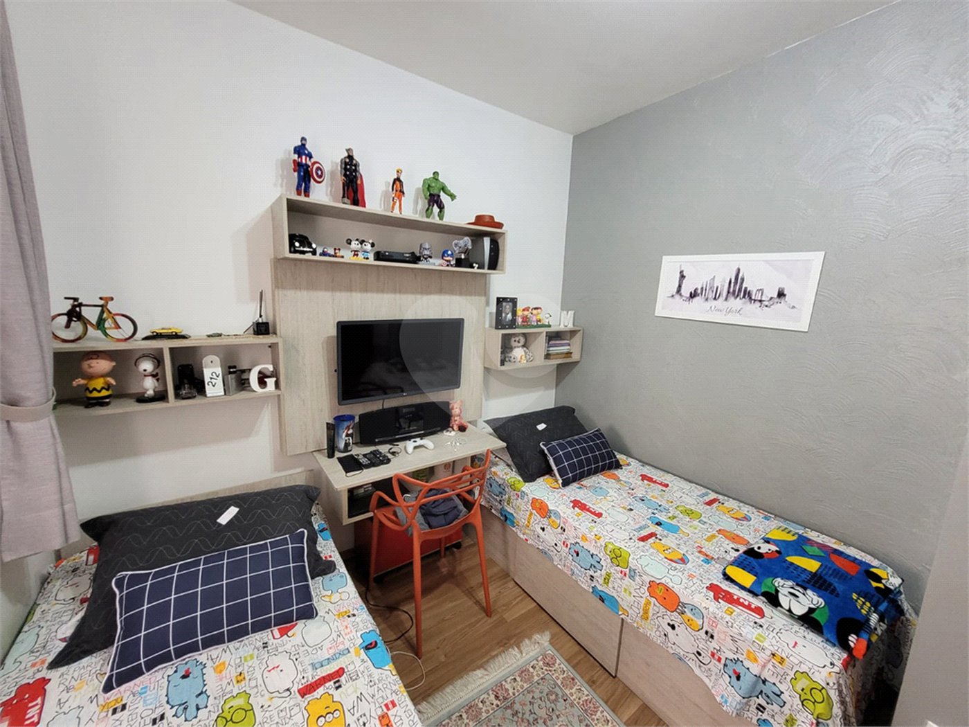 Sobrado à venda com 2 quartos em Vila Nivi, São Paulo, SP