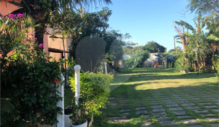 Casa em condomínio à venda com 3 quartos, sendo 1 suíte,  em Marina, Armação dos Búzios, RJ