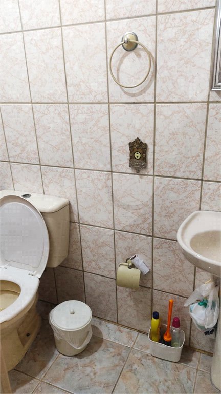Casa à venda com 3 quartos em Jardim Cumbica, Guarulhos, SP