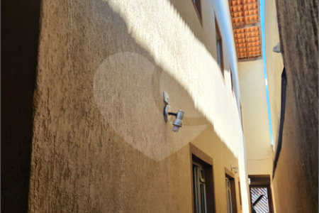 Casa à venda com 3 suítes em Jardim Presidente Dutra, Guarulhos, SP