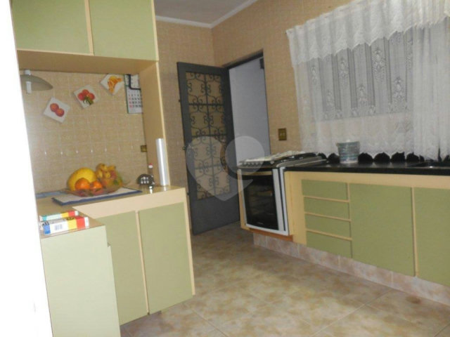 Casa à venda com 3 quartos, sendo 1 suíte,  em Piraporinha, Diadema, SP
