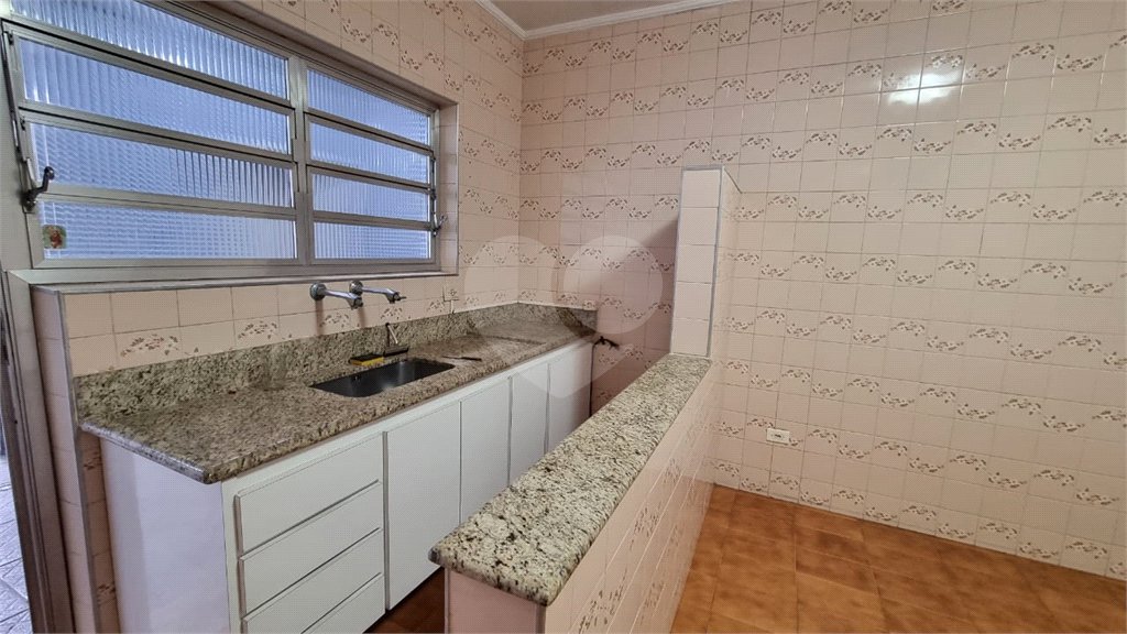 Sobrado à venda com 4 quartos em Vila Dom Pedro II, São Paulo, SP
