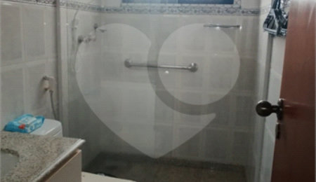 Apartamento à venda com 3 quartos, sendo 2 suítes,  em Vila Oliveira, Mogi das Cruzes, SP