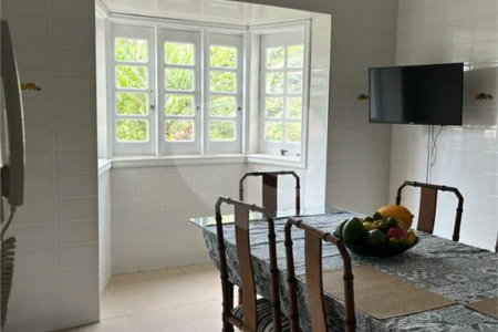 Casa à venda com 6 quartos, sendo 3 suítes, em Chácara Malota, Jundiaí, SP
